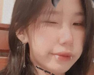 Bé tuy non tơ nhưng cực kỳ dâm