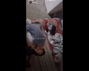 Bố mẹ đi làm cả, lúc về check cam thì thấy 2 ae nó như thế này đây