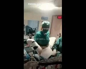 Cách mà bác sĩ lấy tinh trùng