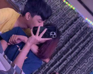 Cặp Đôi Tình Cảm