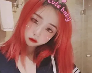 Chịch em gái dân chơi tóc đỏ hoe