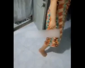 Clip: Chị yêu rủ tới chơi nhà, đụ chị.