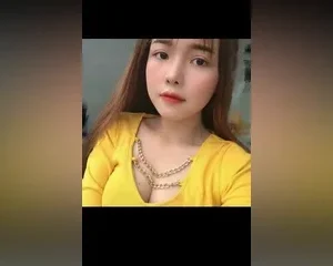 Clip Nguyễn Nhi cực kỳ gợi dục vừa xinh lại còn dâm