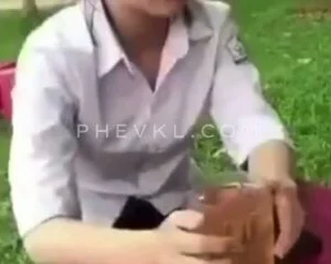 Clip Sex Bé Ngọc Vy 2k4 Call Sex Tiện thể đụ ngay chồng người ta mới cưới bị bắt quả tang