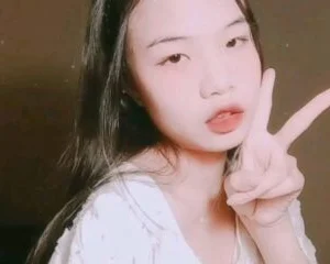 Clip Sex Em gái Xinh Uyển Thanh