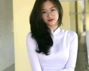 Em gái nữ sinh hot nhất hôm nay, vừa móc vừa mút