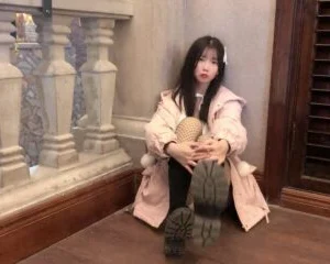 Em người yêu ngoan ngoãn biết nghe lời và hay cho tôi địt