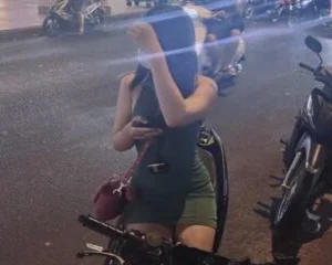 Nguyễn H Yến Girl Phố xinh xắn đáng yêu