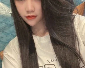 Siêu phẩm Mỹ Hạnh 2k2 xinh đẹp trắng trẻo bú cu giỏi