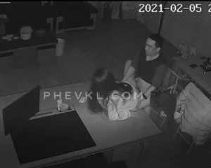 Vợ bảo em dạo này hay làm về muộn hóa ra nguyên nhân là đây